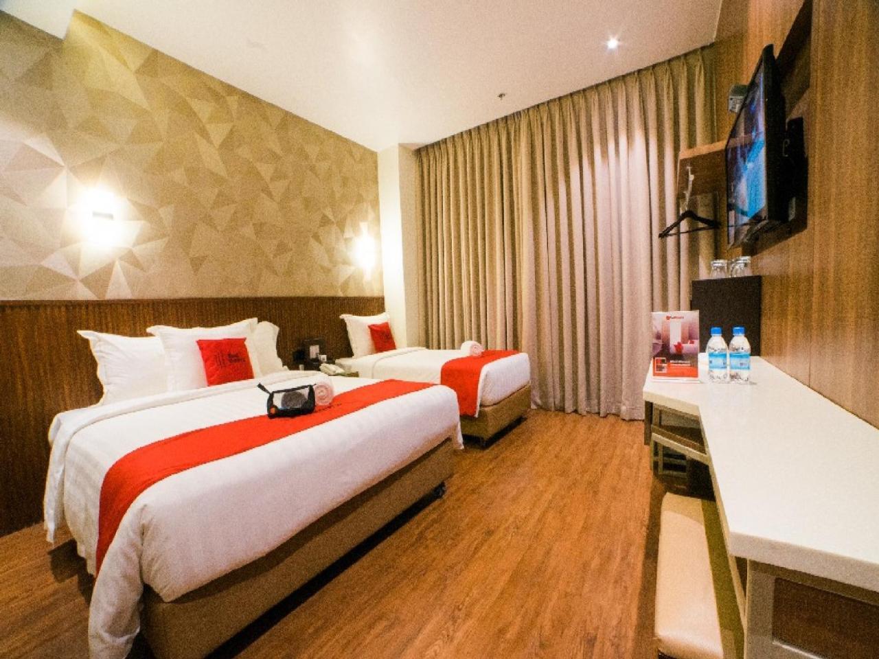 Reddoorz Premium @ South Triangle Quezon City Cidade Quezon Exterior foto